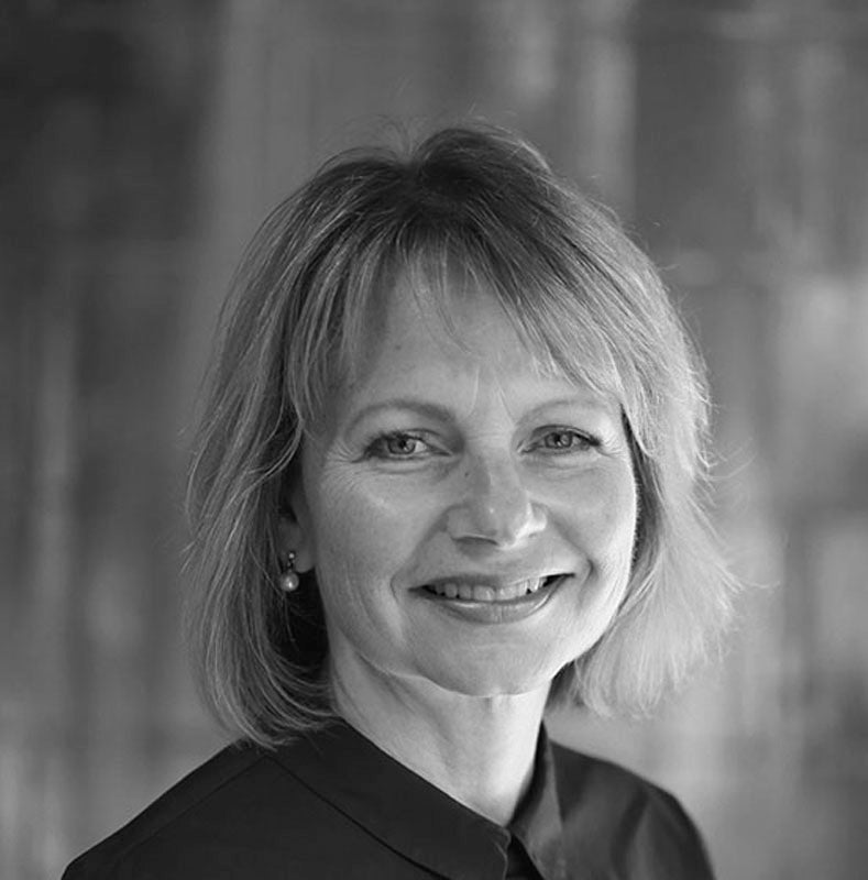 linda duchin bw headshot